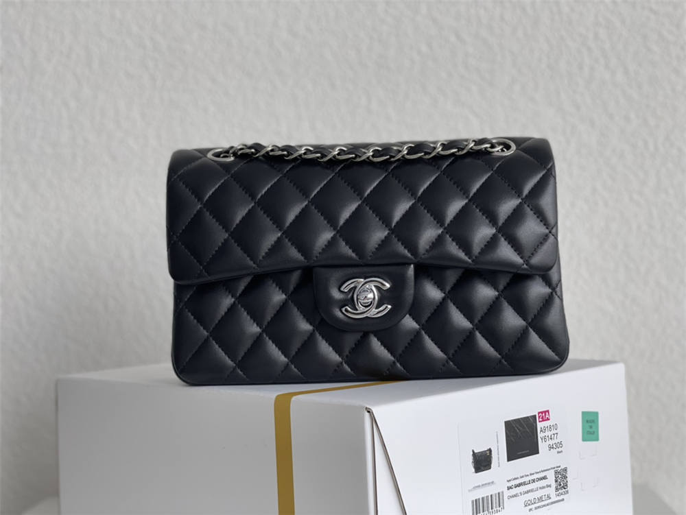 Chanel Classic Flap 23cm 2025 new 